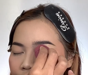 Meratakan Concealer