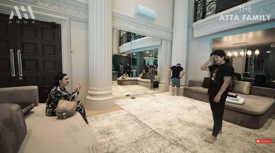 Atta halilintar panik cari cincinnya hilang