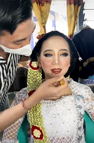Transformasi Makeup
