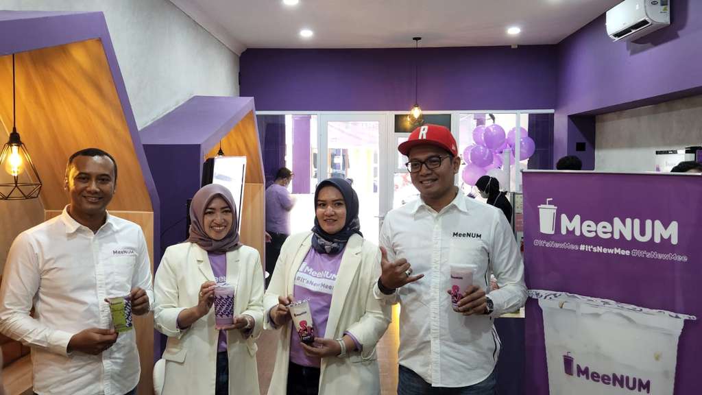 Ferdike Yunuri Nadya/ Dream