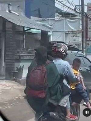 Motor dinaiki 6 orang