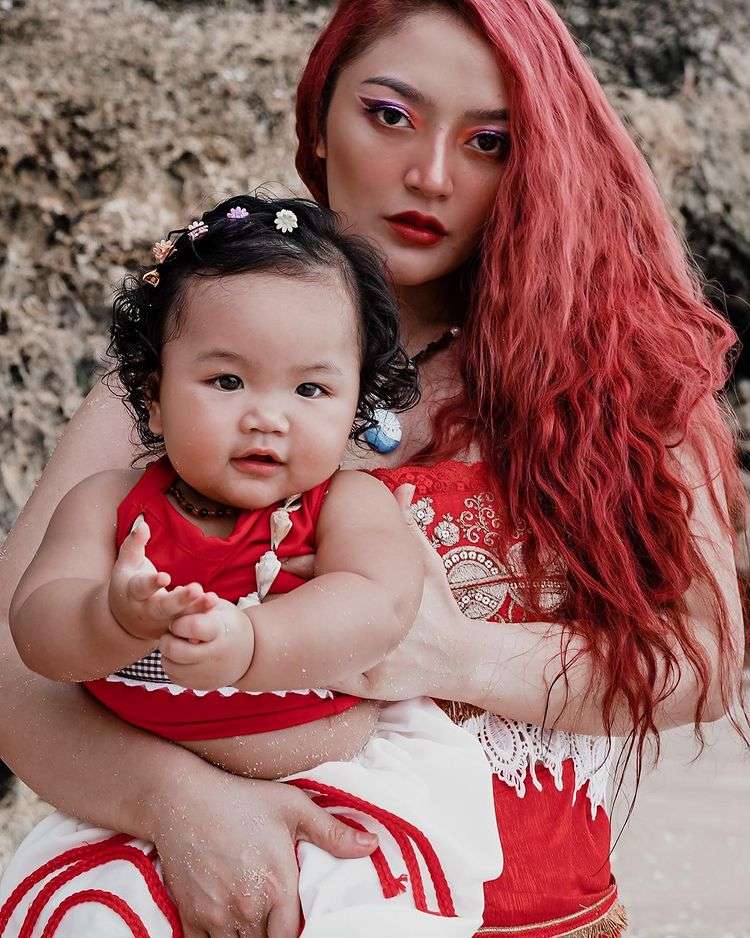 Sibad dan putrinya, Xarena