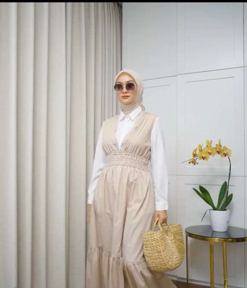 Instagram @indahnadapuspita