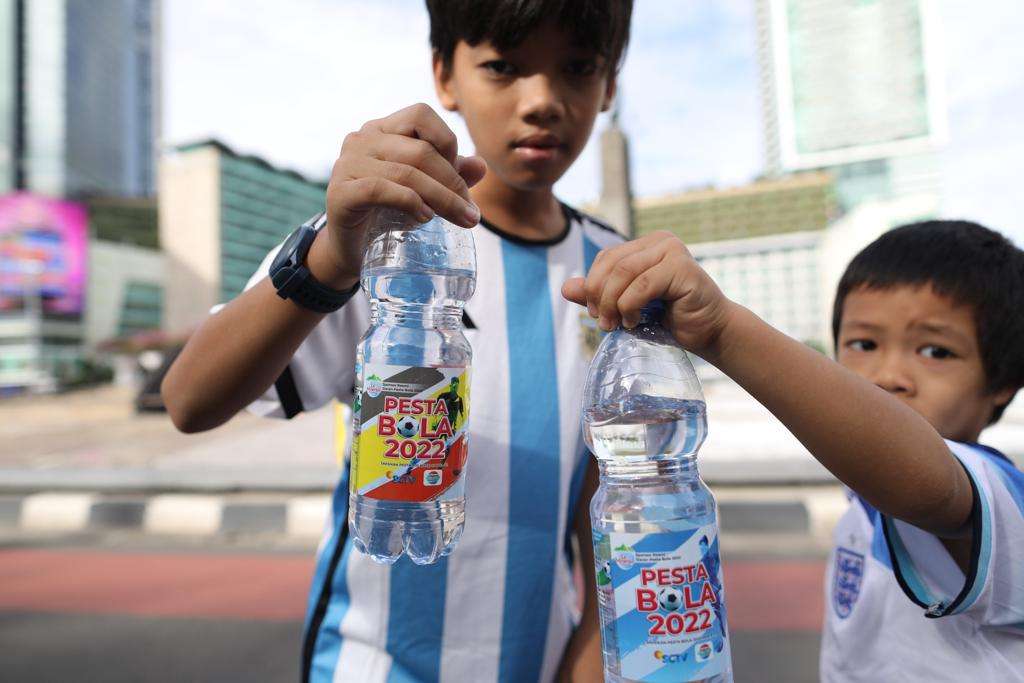 Le Minerale Luncurkan Kemasan Khusus Piala Dunia 2022