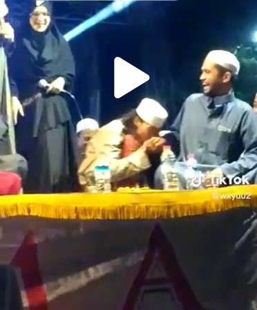 Bonge ikutan pengajian habib