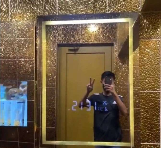 Pria Ini Melongo Lihat Interiornya bak Kerajaan Firaun