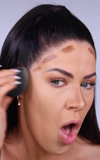Memakai Bronzer