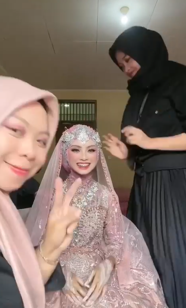 MUA Rias Pengantin