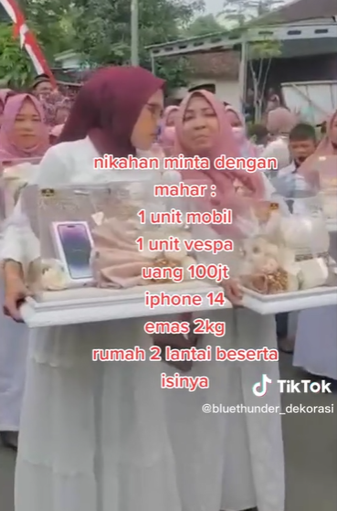 Viral Pria di Jember Beri Seserahan Pernikahan Mewah dari Mobil hingga Rumah Mewah
