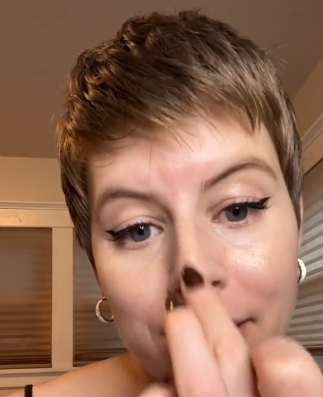 Memakai Highlighter