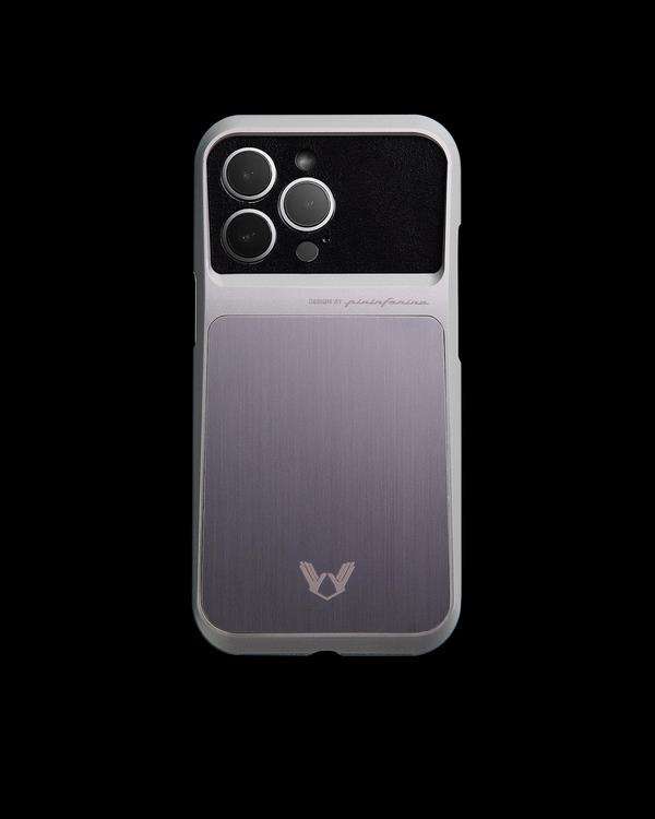 Penampakan casing iPhone seharga rumah subsidi.