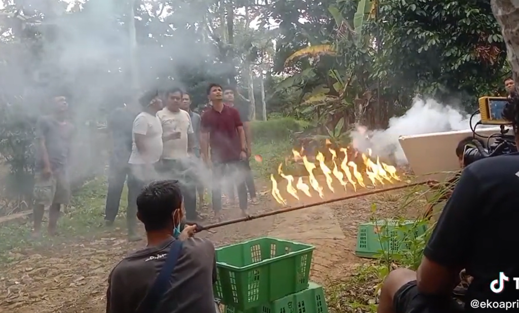 Begini Balik Layar Adegan Kebakaran Hutan di Sinetron, Bikin Geregetan