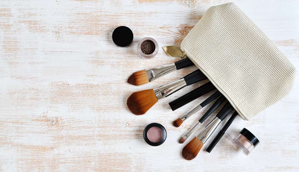 Kuas Makeup Berbulu Sintetis Kuas Makeup Berbulu Sintetis