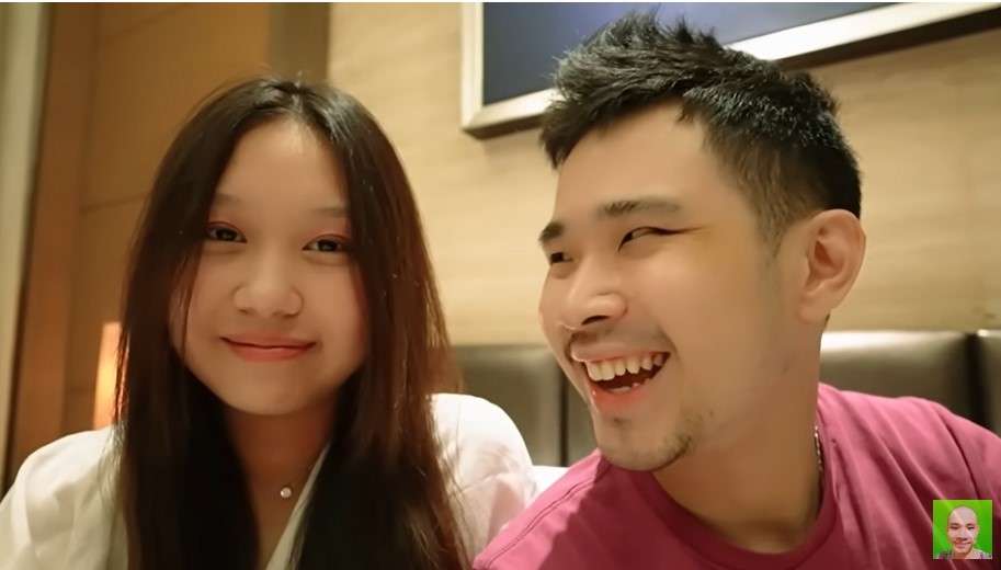 Malam pertama Jess No Limit dan Sisca Kohl Malam pertama Jess No Limit dan Sisca Kohl