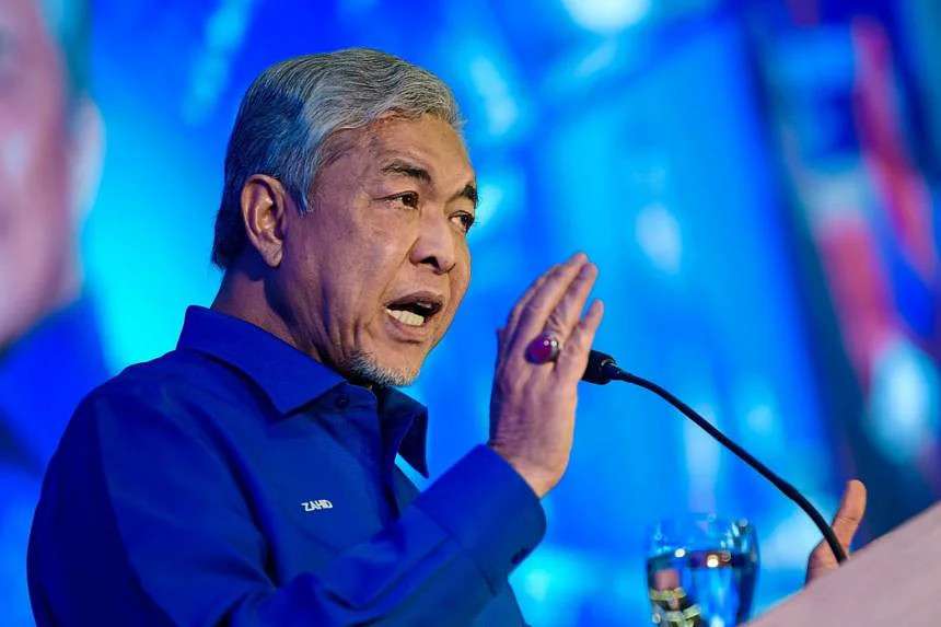 Presiden UMNO  Ahmad Zahid Hamidi,