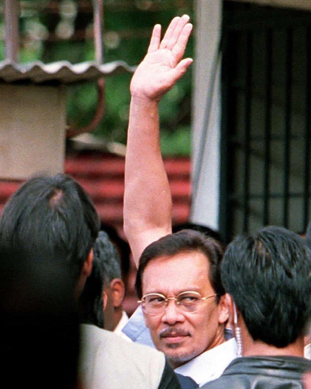 Anwar Ibrahim dianggap sebagai mesias dan Nelson Mandela Asia