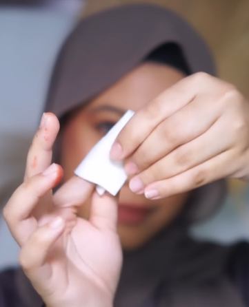 Tips Memakai Lipstik