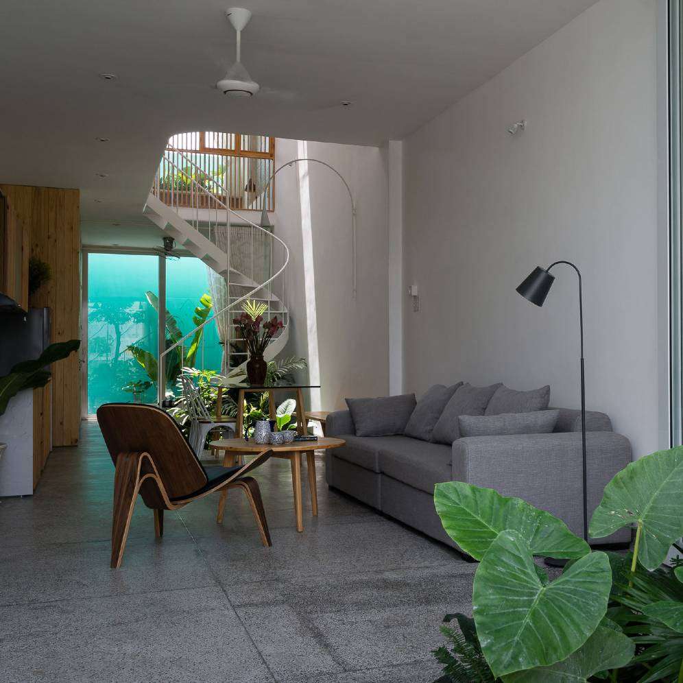 Less House