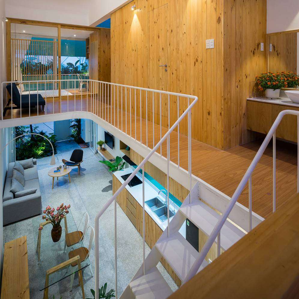 Less House