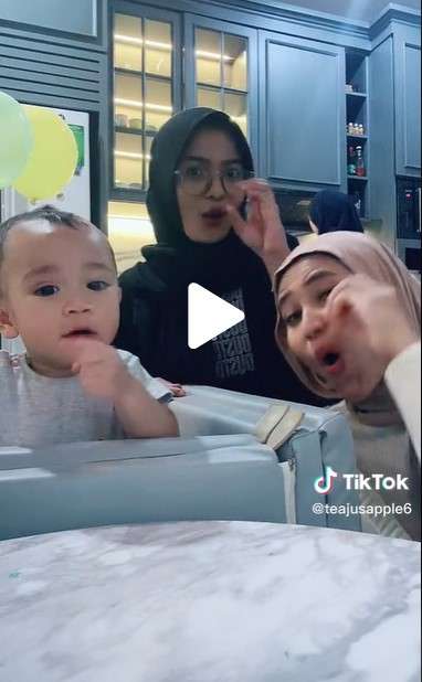 Rayyanza Ikutan main Tiktok