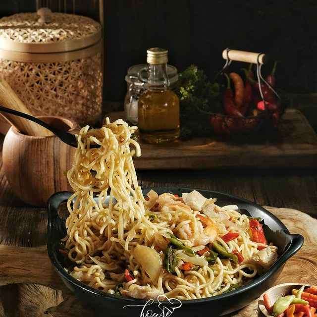 Lagi Bosan Makan Nasi? Deretan Olahan Mie di Surabaya Ini Bisa Jadi Inspirasi Menu Siang Hari