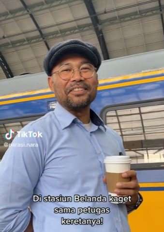 petugas kereta petugas kereta
