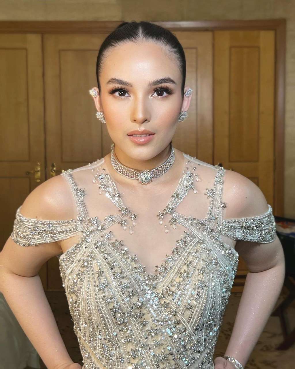 Gaya Makeup Chelsea Islan