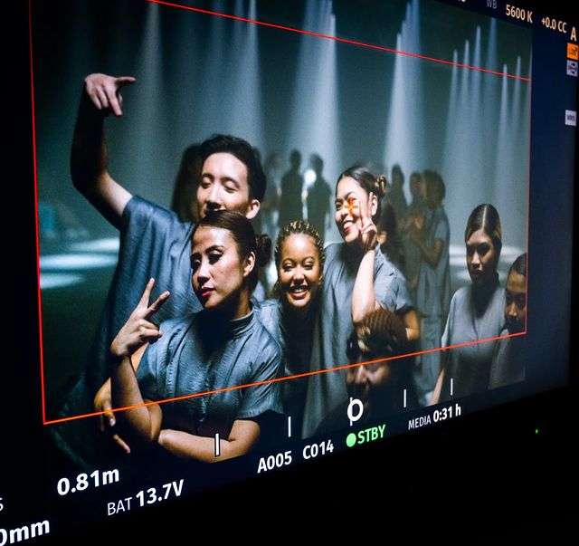 Yoshie Patricia Dancer di Klip Dreamers Jungkook BTS