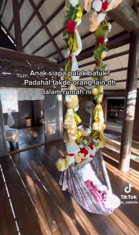 Pengalaman seram wanita saat liburan di bangunan kuno bersejarah.