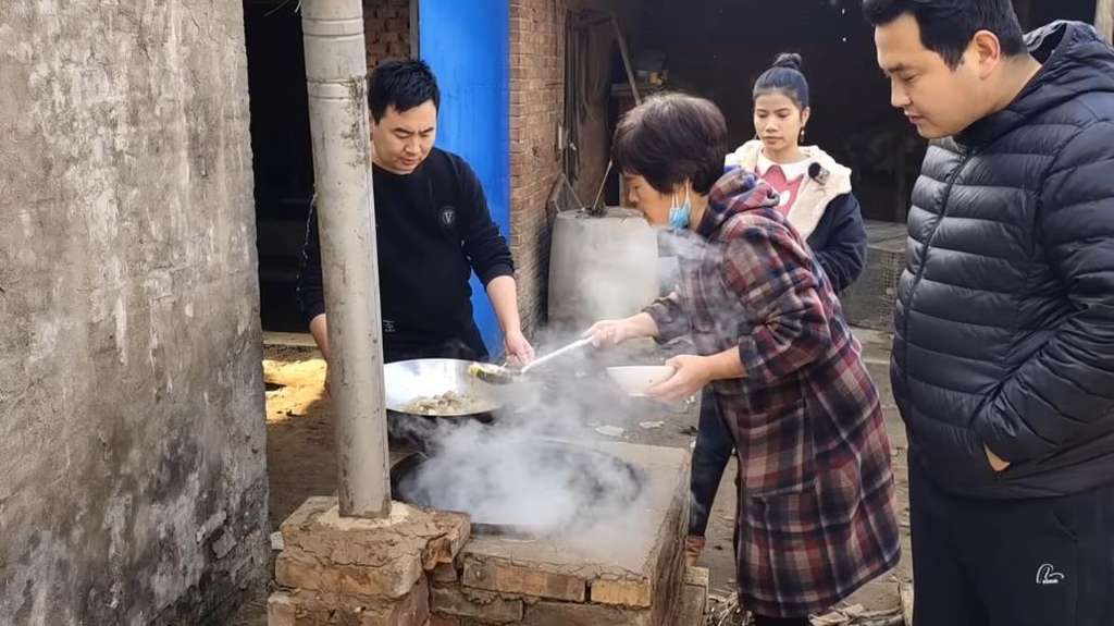 Potret rumah WNI nikahi pria desa di China, sederhana dan unik.