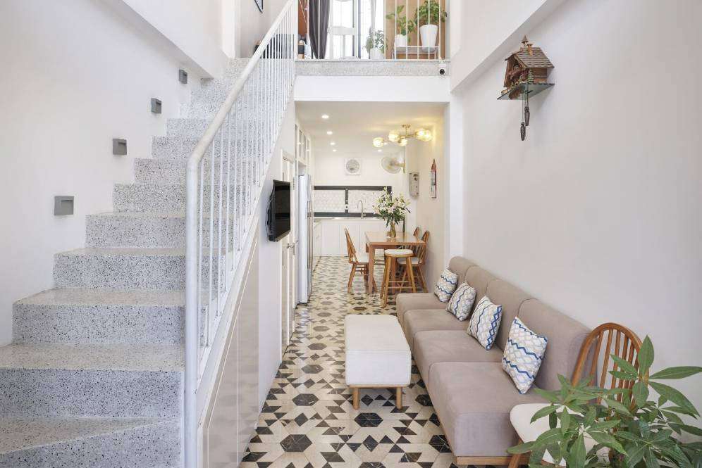 Tini House