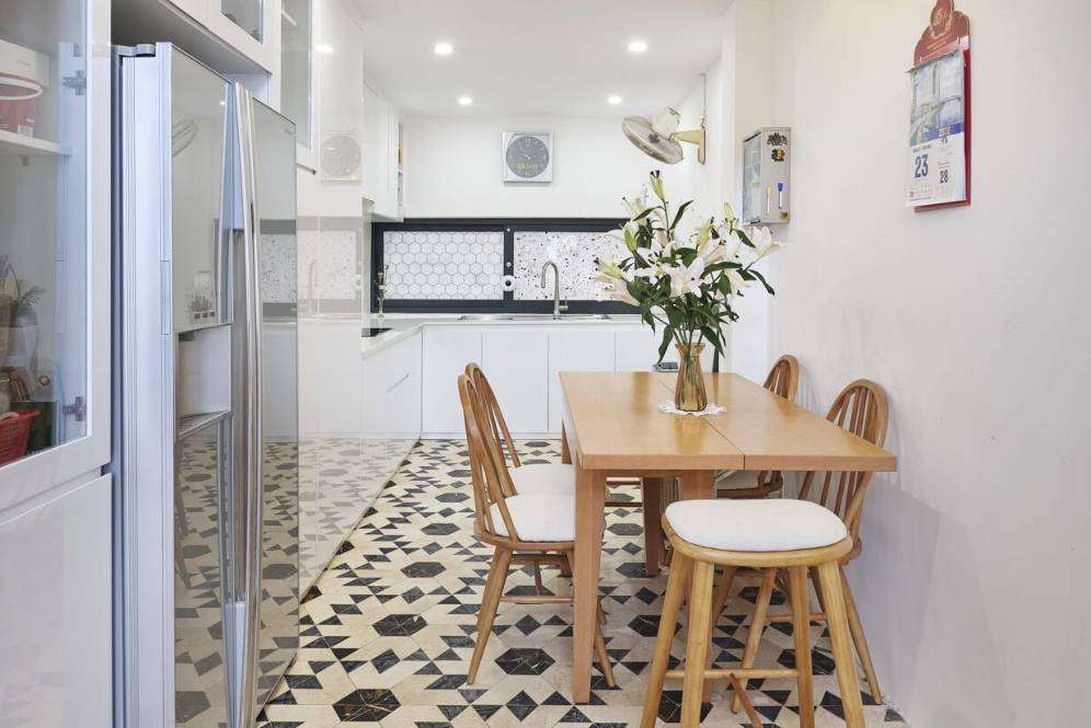 Tini House