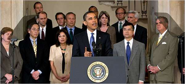 Obam saat jumpa pers kebangkrutan GM