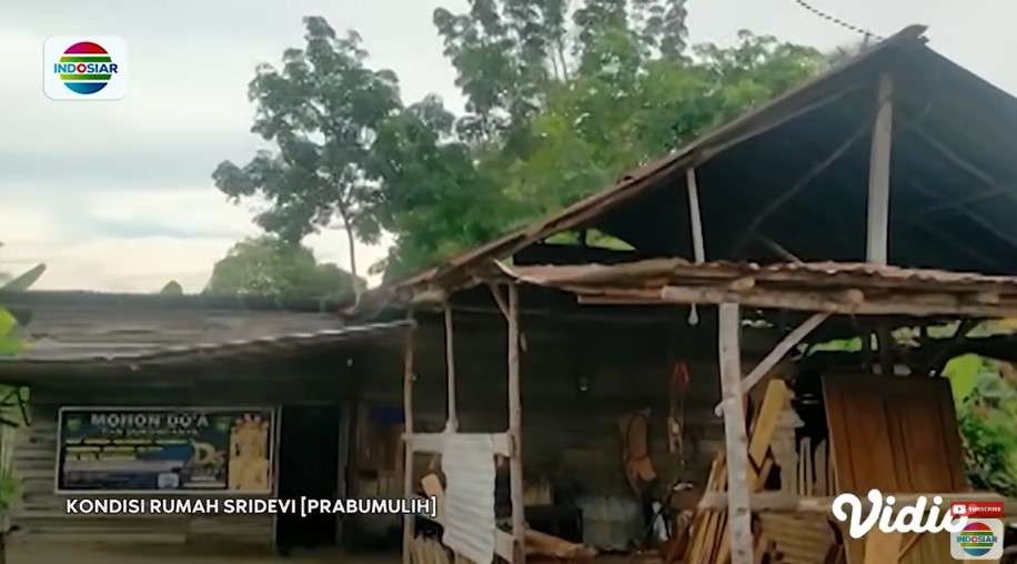 tampak depan rumah Sridevi