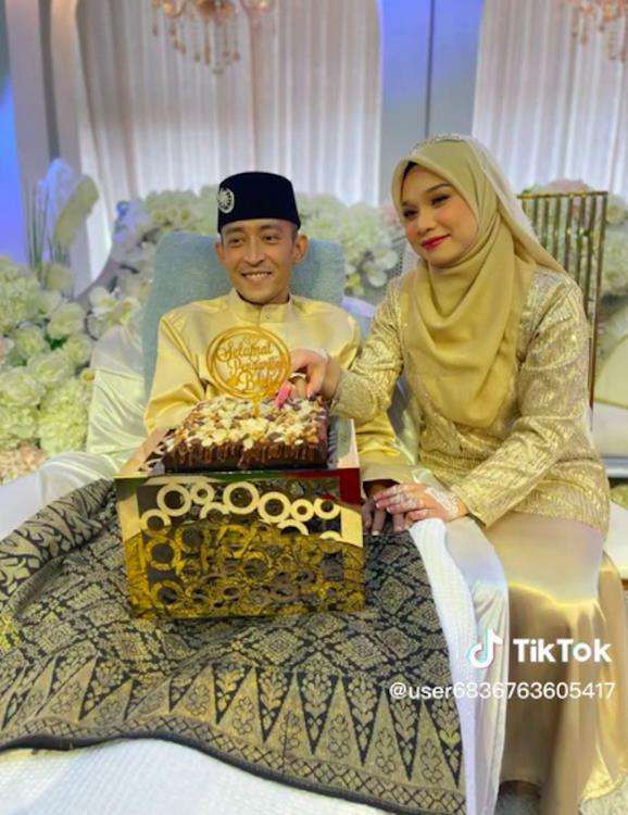 Pernikahan paling mengharukan.