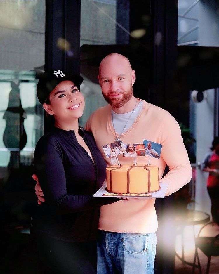 Melaney dan Tyson