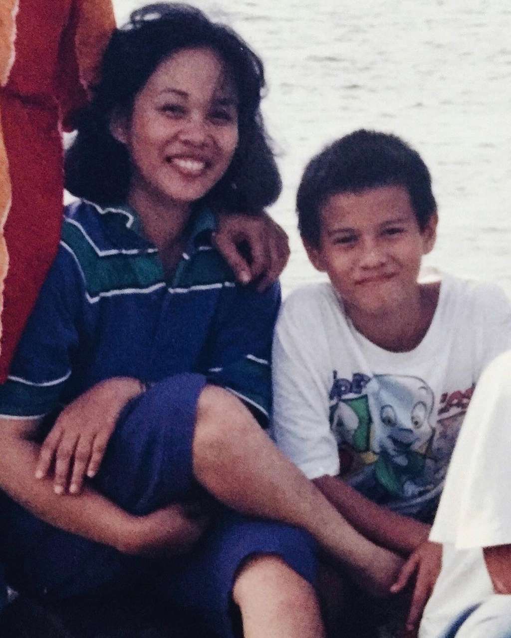 Herjunot Ali dan Mamanya