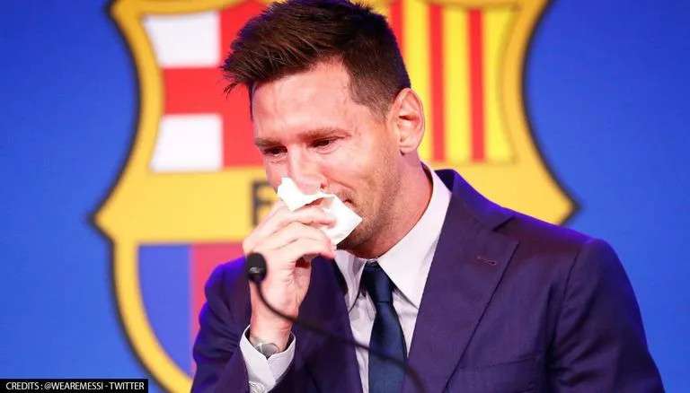 Messi menangis saat mengucapkan selamat berpisah pada fans Barcelona