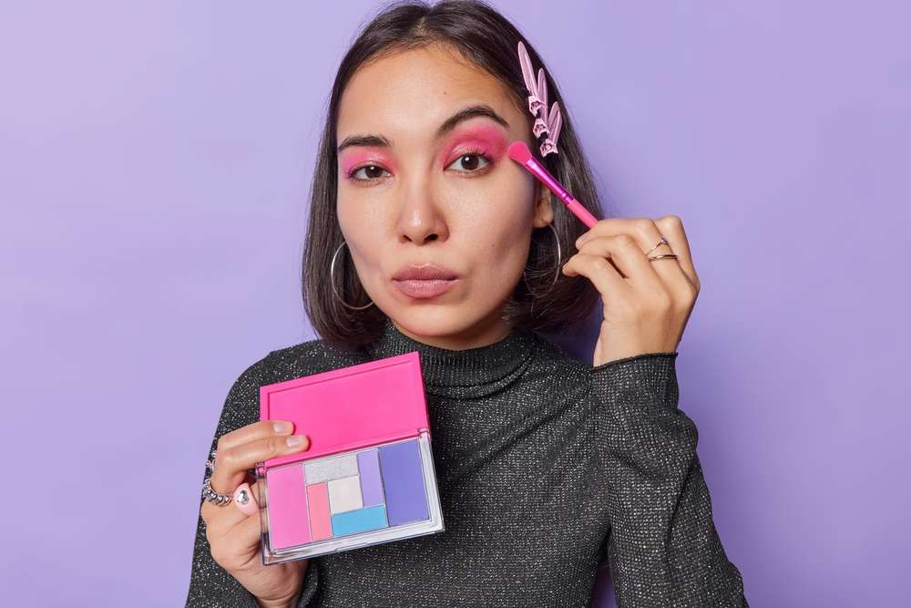 Memakai Eyeshadow
