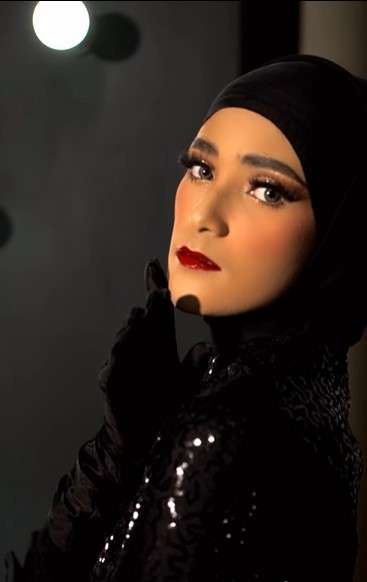 Potret Nadya Mustika Rahayu