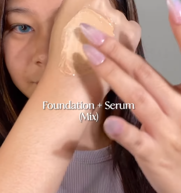 Mencampur Foundation dan Serum