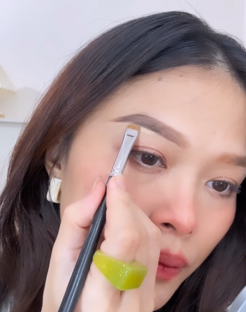 Riasan Alis ala Indonesia