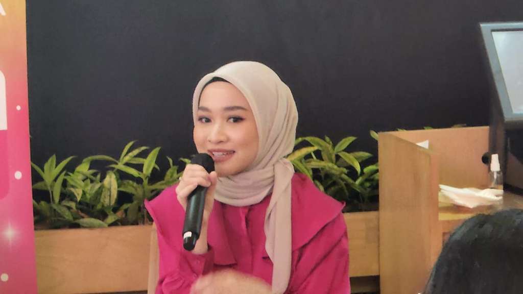 Ferdike Yunuri Nadya/ Dream