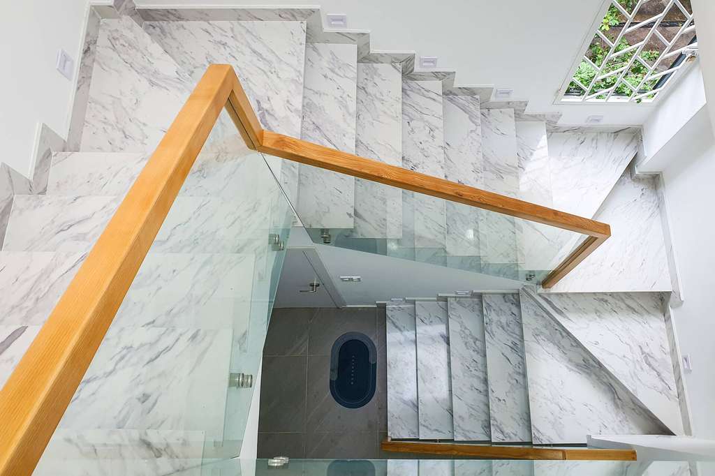 Rumah lantai Rumah lantai