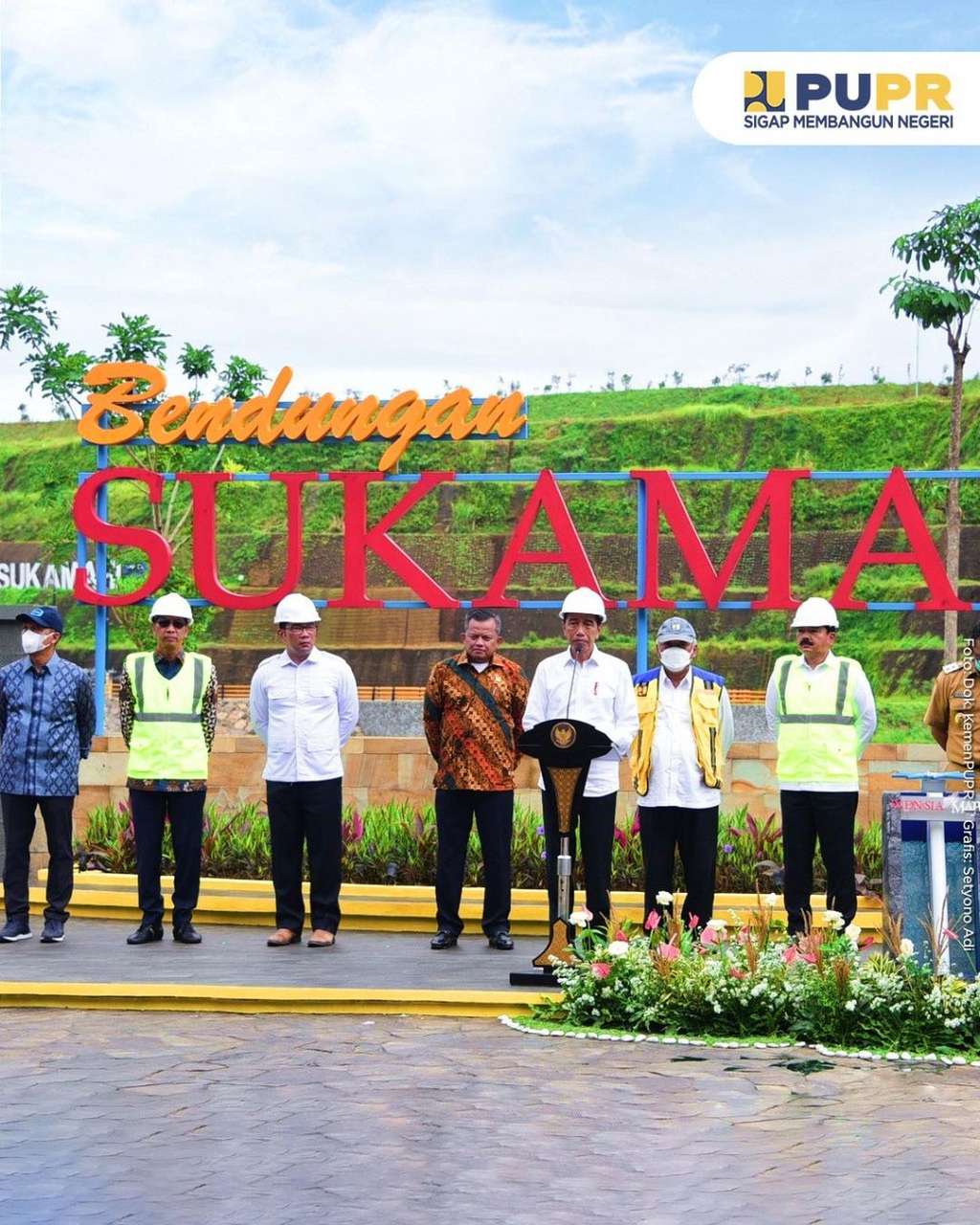 jokowi resmikan bendungan sukamahi dan ciawi