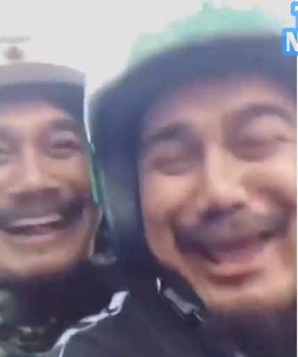 Ngakak Abis, Momen Penumpang Lihat Driver Ojol Mirip dengan Wajahnya