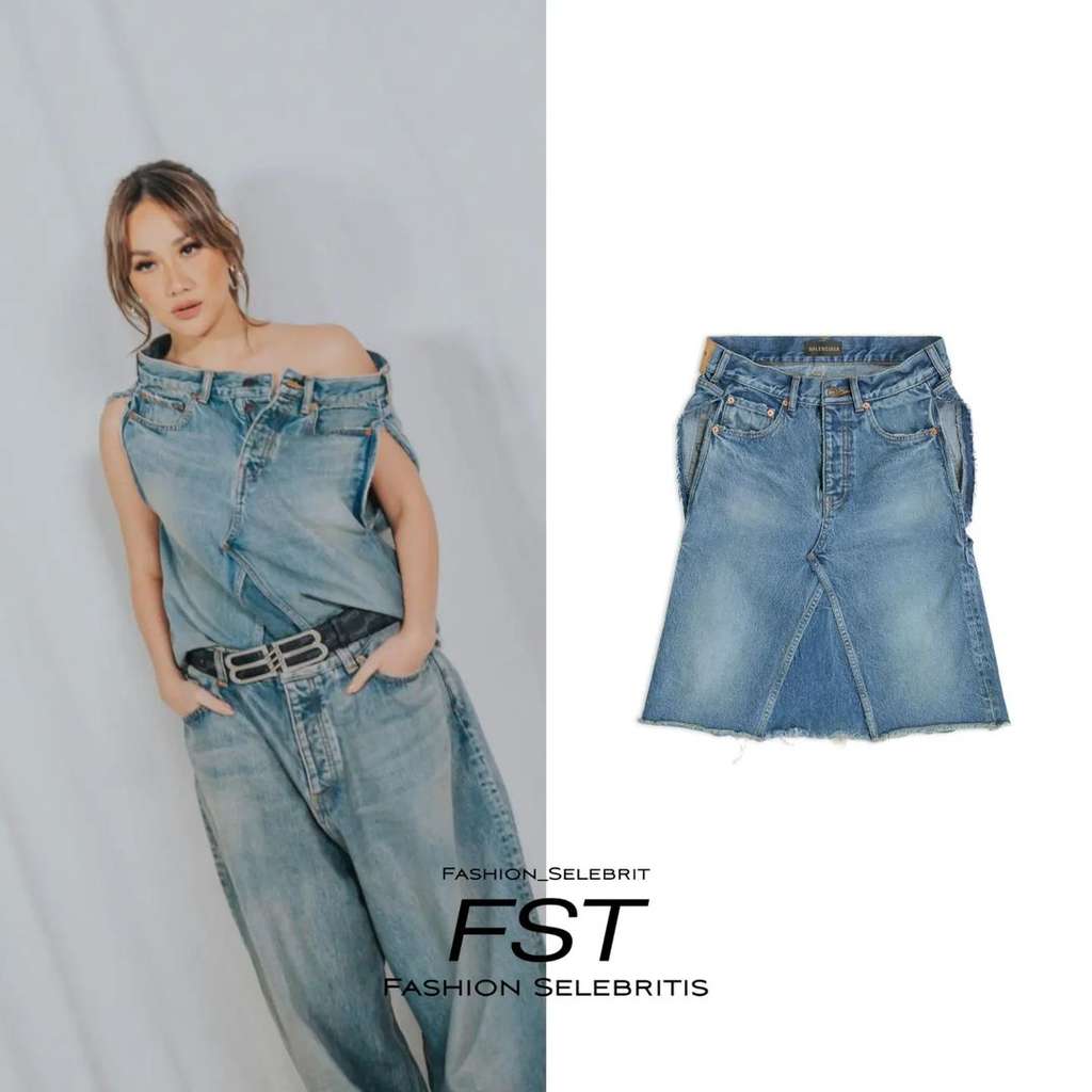 BCL Kenakan Baju Karya Balenciaga
