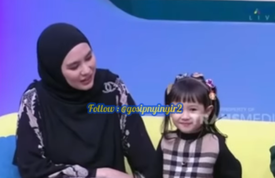 Kartika Putri dan Khalisa