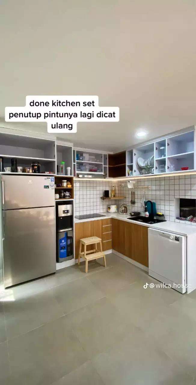 Transformasi rumah sederhana menjadi hunian bergaya interior rumah Skandinavia.