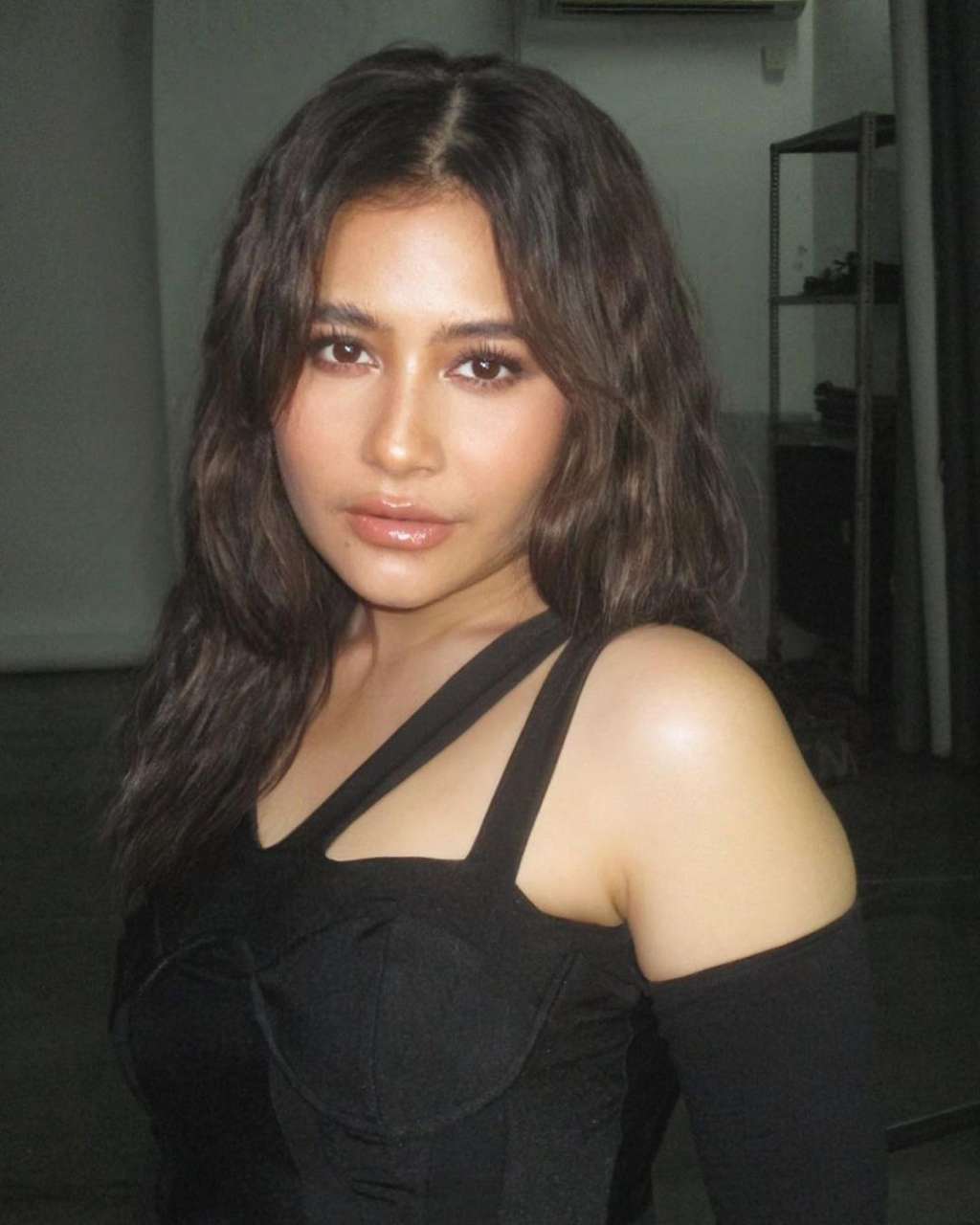 Prilly Latuconsina